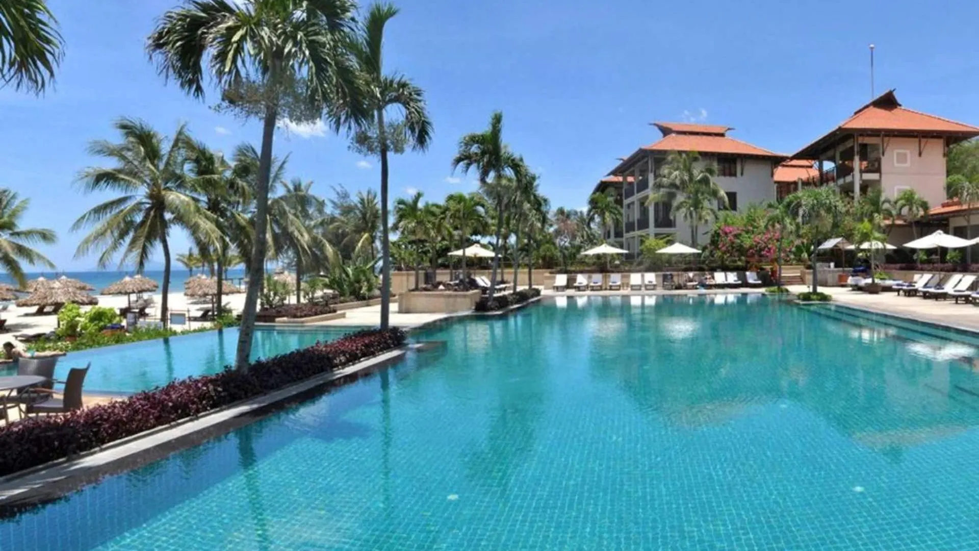 Ruby 7 Furama Villa Ocean View, Be Boi Rieng Da Nang